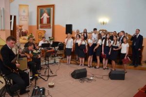 Read more about the article Dzień Papieski w kościele MB Królowej Polski w Zamościu – 12.06.2016