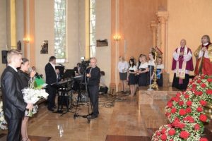 Read more about the article Jubileusz 25.lecia kapłaństwa ks. Wiesława Polewanego