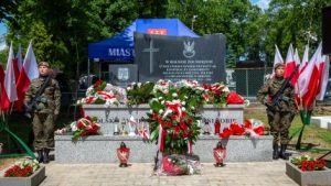 Read more about the article Uroczyste odsłonięcie pomnika 27. Wołyńskiej Dywizji Piechoty Armii Krajowej – 24.05.2024